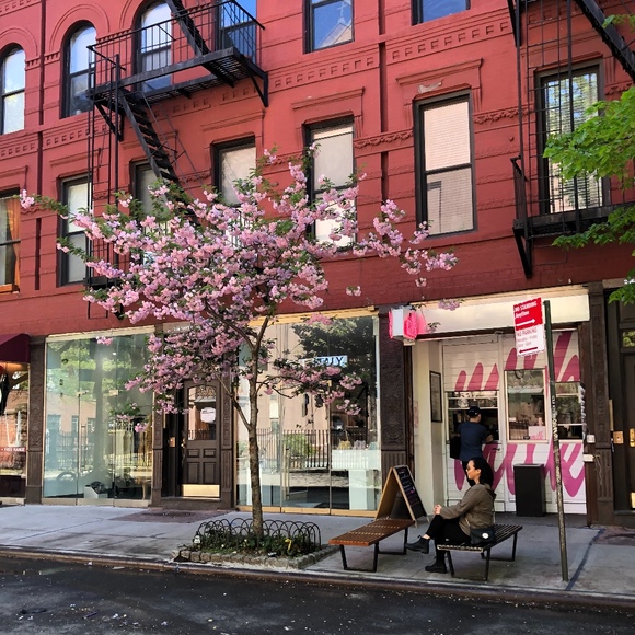 Meet your Posher, Cherrie - Picture 1 of 1